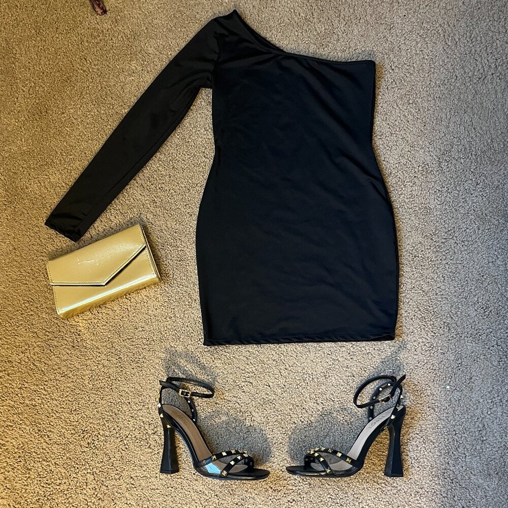 Black Heeled Sandal Stilettos with Gold Studs- Size 7.5
